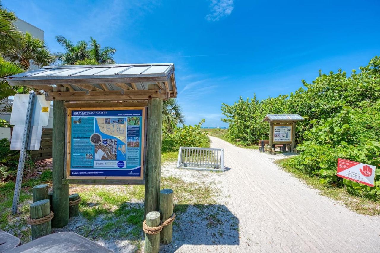 Mermaid House With Pool Jacuzzi Steps To Siesta Key Beach Sarasota Eksteriør bilde